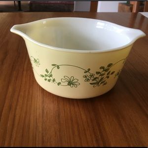Yellow Pyrex Dish Shenandoah Pattern